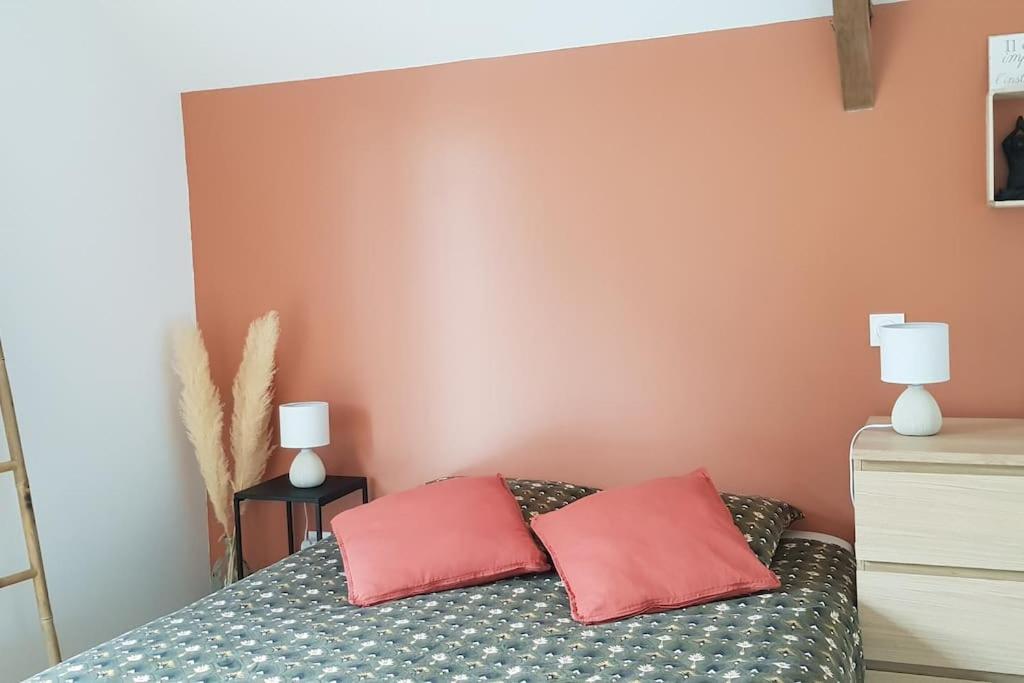 Studio cosy, centre historique Malestroit Apartamento Exterior foto